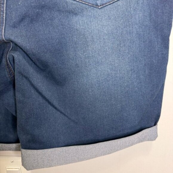 Addition Elle Love & Legend Bermuda Shorts Size 16 NWT Casual Basic Staple Piece - Picture 5 of 9